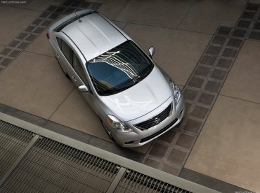 Nissan Versa 2012: encore plus de photos