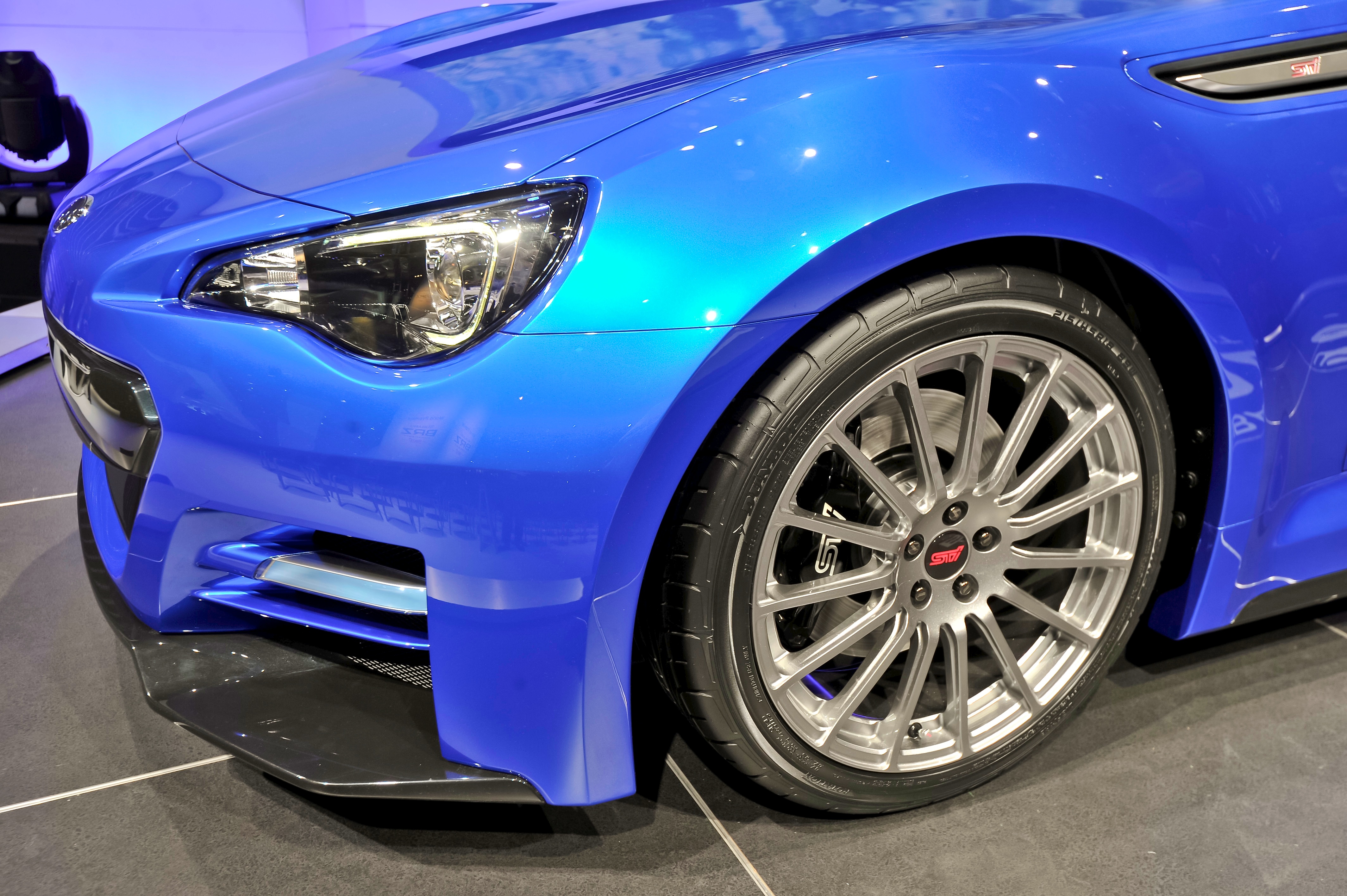 Subaru BRZ Concept – STI – pneus